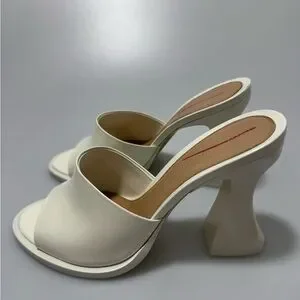 Bottega Veneta | Shoes | Bottega Veneta Chacha Leather Mules Heels